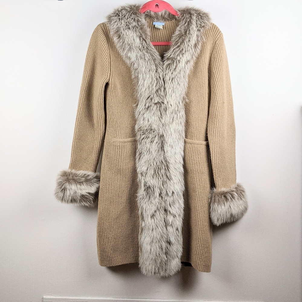 Urchin Vintage Ribbed Lambswool Faux Fur Cardigan - Picture 1 of 8